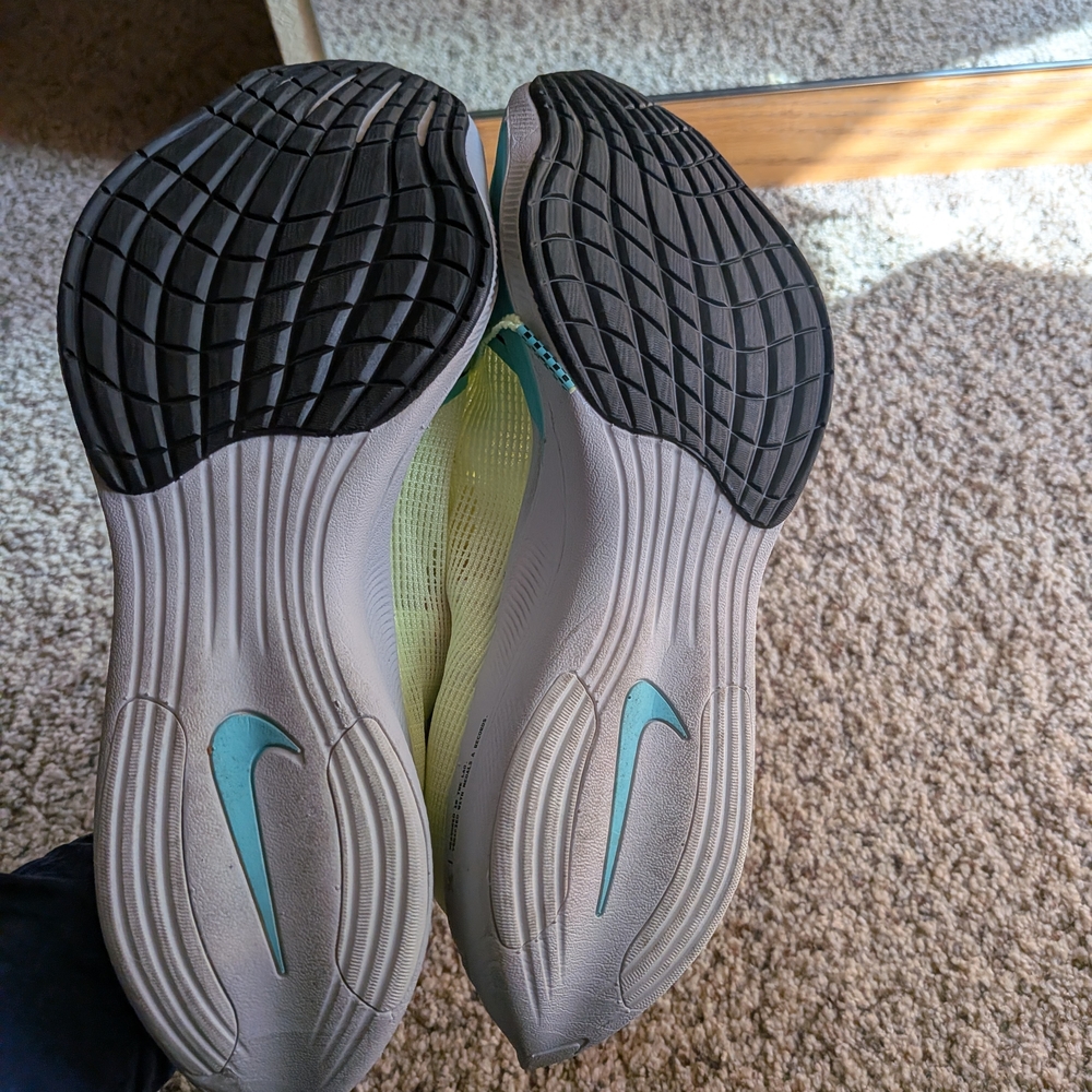 Nike Women's Vaporfly in Yellow and Blue - Picture 2 of 3